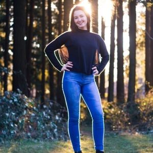 Meet your Posher, Abby